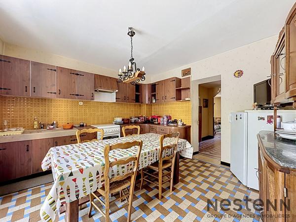 À VENDRE  Maison de village T3 avec grande cave et stationnement pour 2 roues Trets