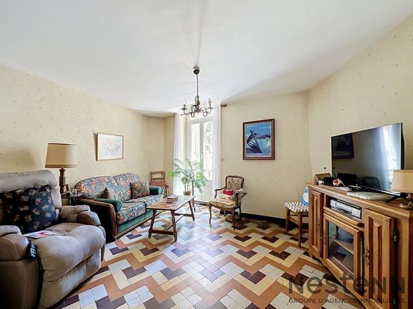 À VENDRE  Maison de village T3 avec grande cave et stationnement pour 2 roues Trets