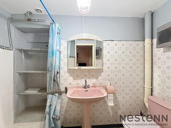 À VENDRE  Maison de village T3 avec grande cave et stationnement pour 2 roues Trets