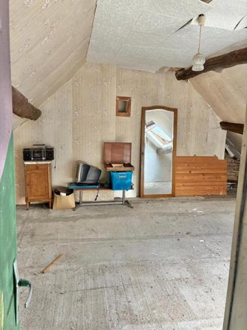 Maison de caractère en pierre avec fort potentiel