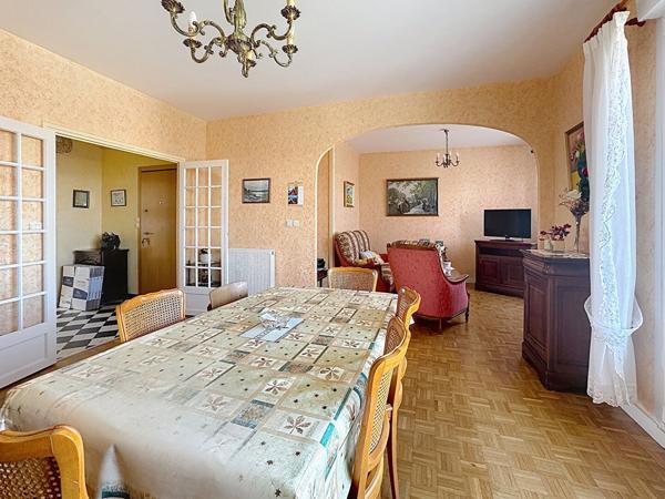 A vendre ,quartier Saint marc - T4 dernier étage vue Mer