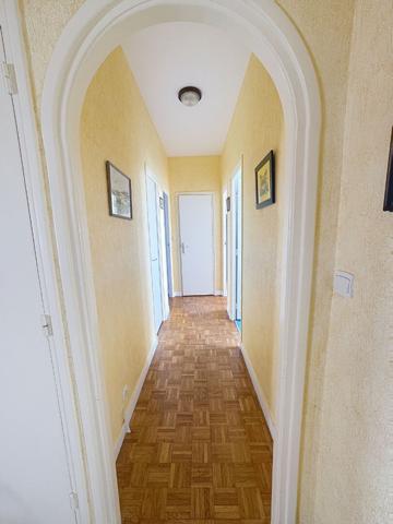 A vendre ,quartier Saint marc - T4 dernier étage vue Mer