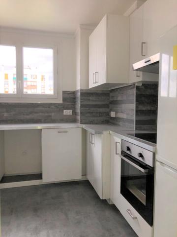 Appartement Aubervilliers 4 pièce(s) 61.45 m2