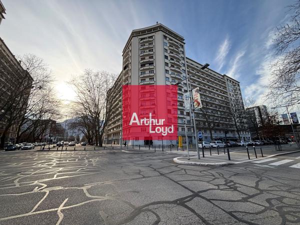 BUREAUX A LOUER GRENOBLE 122M² PROCHE GRAND BOULEVARD