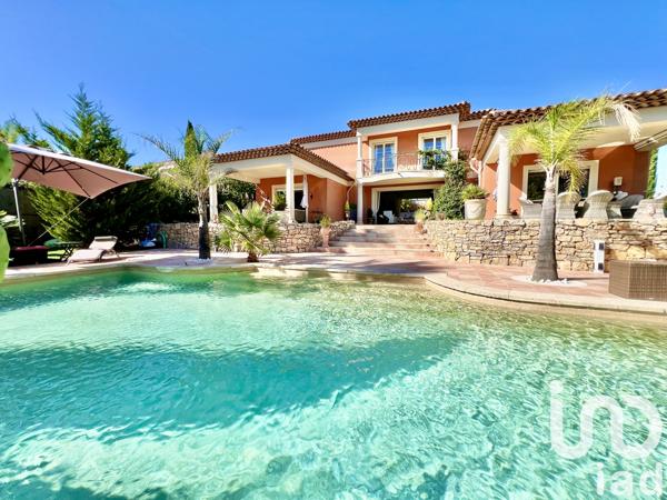 Maison à vendre 5 pièces 180 m² Saint-Raphaël
