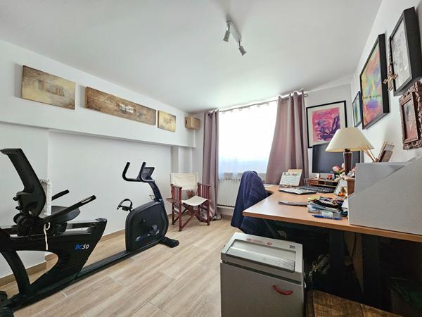 Quartier Colline :  Maison de 123m² avec Jardin de 82m² et Terrasse