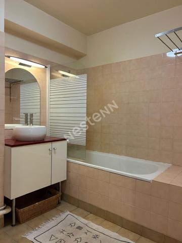 Appartement Centre-ville de Pontoise 1 pièce de 30.17 m2 proche gare