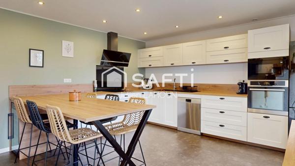 Maison rénovée 4 chambres, 2 salle d'eau et garage