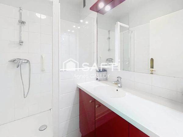 Traversant EST - OUEST  - Vue à 180° - dernier étage