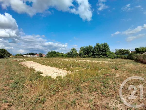 Terrain à vendre  2500 m2 ST MEMMIE - 51