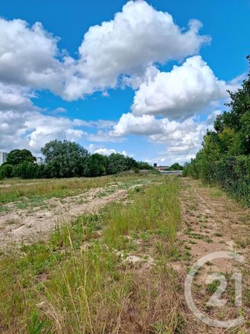 Terrain à vendre  2500 m2 ST MEMMIE - 51