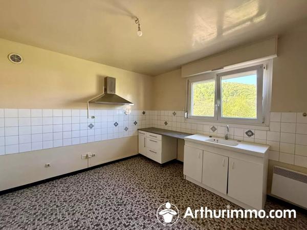 Location                                                      Appartement
                        
                     3 pièces                      73 m2                     à Bart
