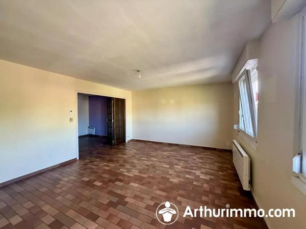 Location                                                      Appartement
                        
                     3 pièces                      73 m2                     à Bart