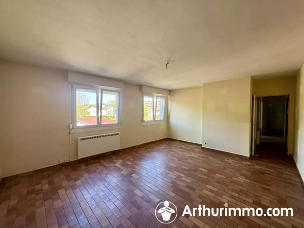 Location                                                      Appartement
                        
                     3 pièces                      73 m2                     à Bart