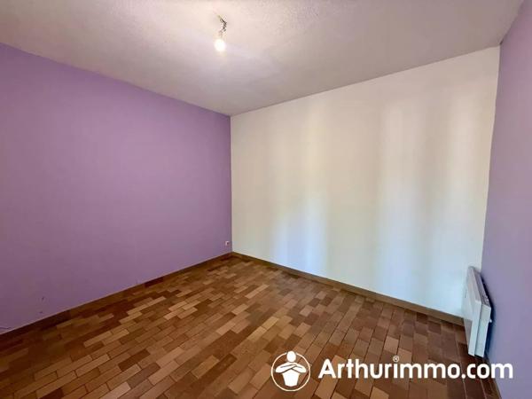 Location                                                      Appartement
                        
                     3 pièces                      73 m2                     à Bart