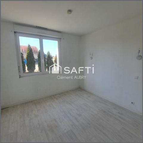 Maison familiale sur grand terrain avec dépendance !