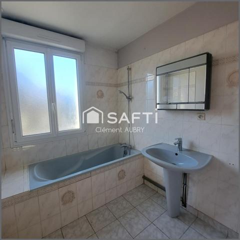 Maison familiale sur grand terrain avec dépendance !