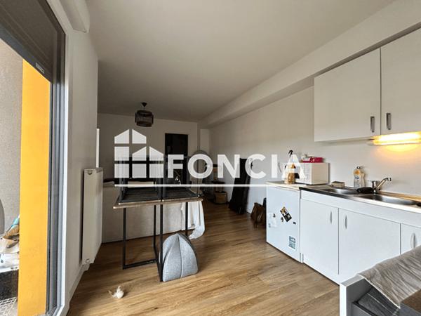 Location Appartement 2 pièces 42.65 m² - 30 RUE DU COURS Sottevile Les Rouen 76300