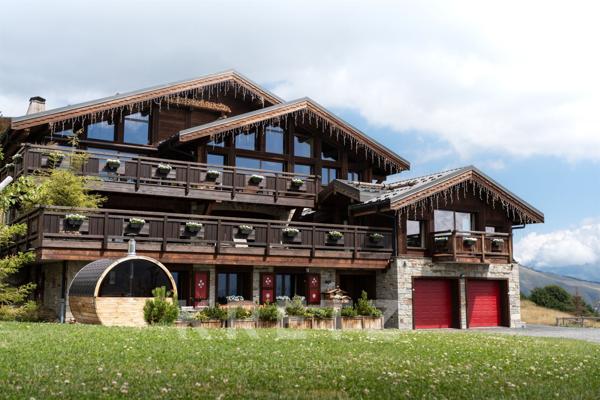 La Toussuire 1800 m Altitude : Chalet Grand Standing 629m² - 24 Personnes