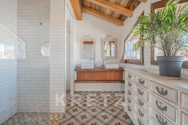 La Toussuire 1800 m Altitude : Chalet Grand Standing 629m² - 24 Personnes