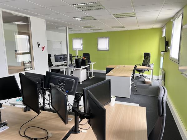 BUREAUX A LOUER LA CHAPELLE SUR ERDRE PROCHE TRANSPORTS