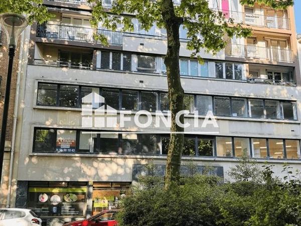 Location Local commercial 218.43 m² - 38 BIS AVENUE RENE COTY Paris 75014