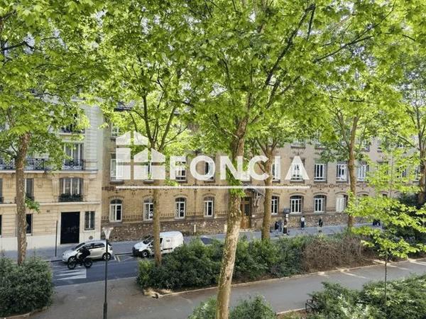 Location Local commercial 218.43 m² - 38 BIS AVENUE RENE COTY Paris 75014