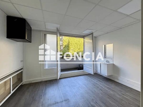 Location Local commercial 218.43 m² - 38 BIS AVENUE RENE COTY Paris 75014