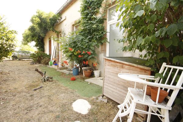 Sainte-Gemme (81190) Maison 6 pièces 230 m², avec local professionnel aux normes PMR