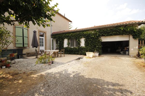 Sainte-Gemme (81190) Maison 6 pièces 230 m², avec local professionnel aux normes PMR