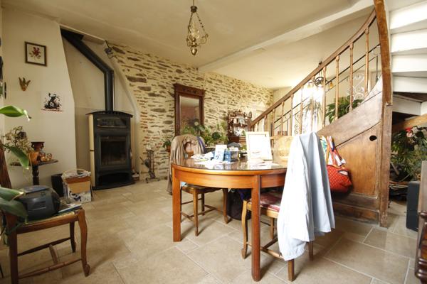 Sainte-Gemme (81190) Maison 6 pièces 230 m², avec local professionnel aux normes PMR