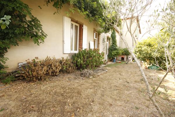 Sainte-Gemme (81190) Maison 6 pièces 230 m², avec local professionnel aux normes PMR