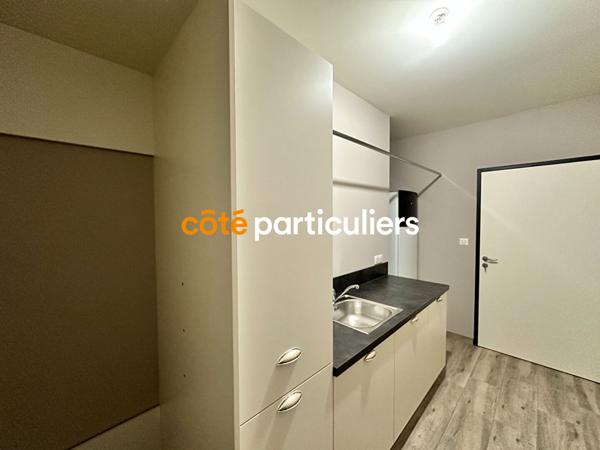 Vente Villa141 m² - 5 Pièces - SAINT PIERRE EYNAC (43260)