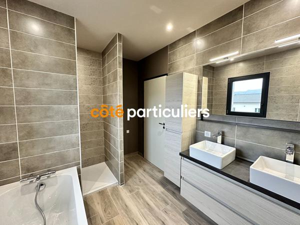 Vente Villa141 m² - 5 Pièces - SAINT PIERRE EYNAC (43260)