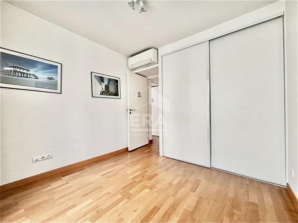 Appartement 3 pièces plein centre avec Parking