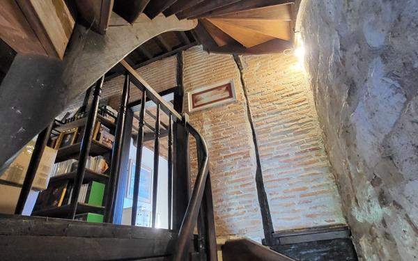 Maison à vendre    4 pièces •  Cordes-sur-Ciel