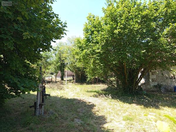 Terrain à Batir à vendre à Bléré dans l'Indre-et-Loire (37150), ref : 021/TB0212