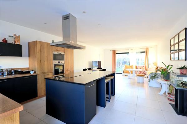 Maison 5 pièces 105m² sur un terrain de 1114m² à MIHLAUD