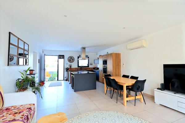 Maison 5 pièces 105m² sur un terrain de 1114m² à MIHLAUD