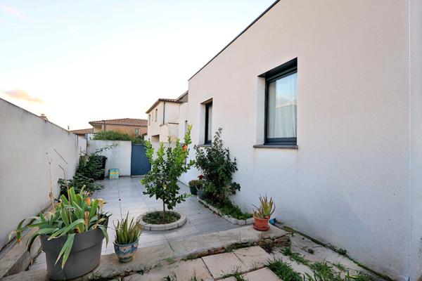 Maison 5 pièces 105m² sur un terrain de 1114m² à MIHLAUD