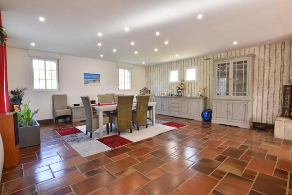 Maison à CAST, 29150 - 7 pièces 236m²