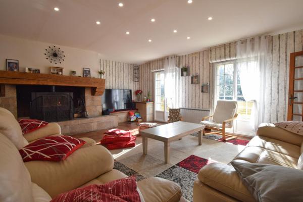 Maison à CAST, 29150 - 7 pièces 236m²