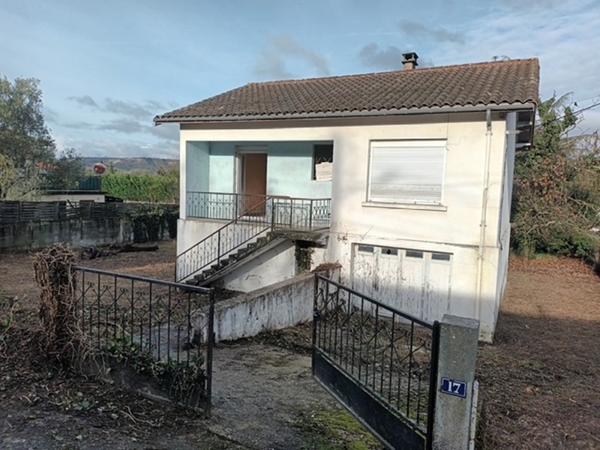Aiguillon Maison sur sous-sol à rénover