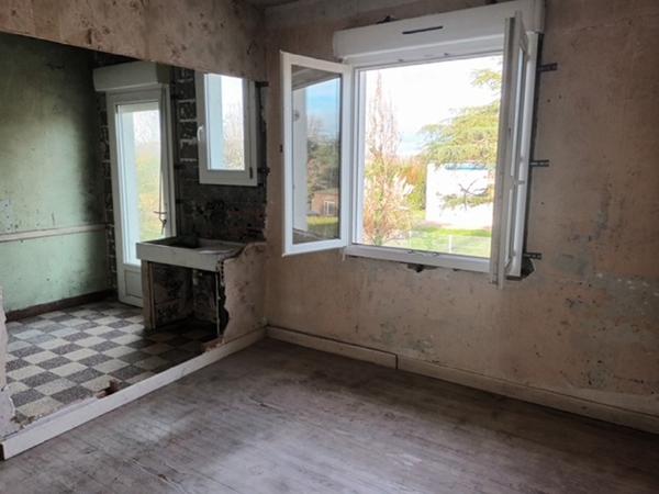 Aiguillon Maison sur sous-sol à rénover