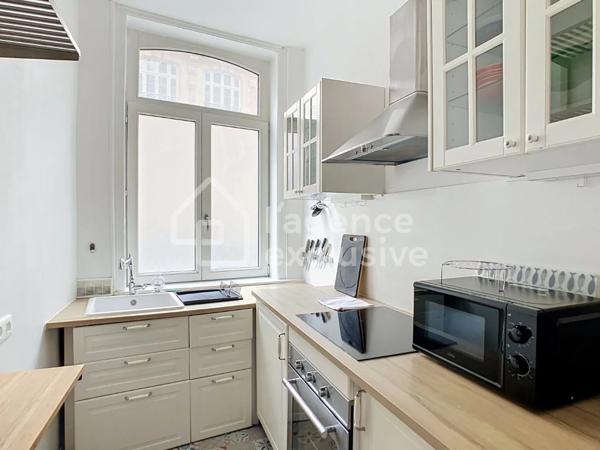 APPARTEMENT T2 A LOUER - LILLE 44.35 m 2 - 895 € charges comprises par mois