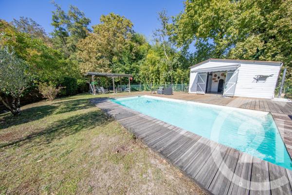 Maison à vendre  7 pièces - 152,19 m2 ST AUBIN DE MEDOC - 33