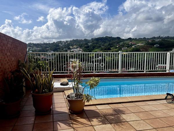 Le Marigot Martinique - Villa F5 - Piscine - Vue mer