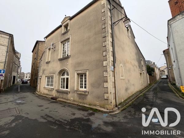 Immeuble à vendre 182 m² Thouars
