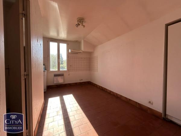 Immeuble à vendre 288m² Les Bordes (45460)