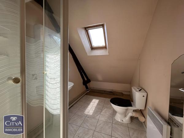 Immeuble à vendre 288m² Les Bordes (45460)